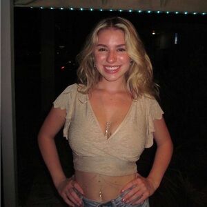Meet your Posher, Jenna